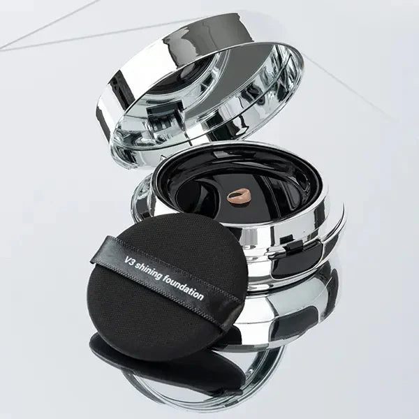 V3 シャイニングファンデーション